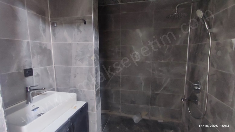 Hüseyin Avni Ulaş Mah. Palandöken Kiralık Daire |  4+1 Oda | 170M2 Aylık 28.000Tl | 4. Kat | Merkezi Isınma | 2 Banyo Resim-1