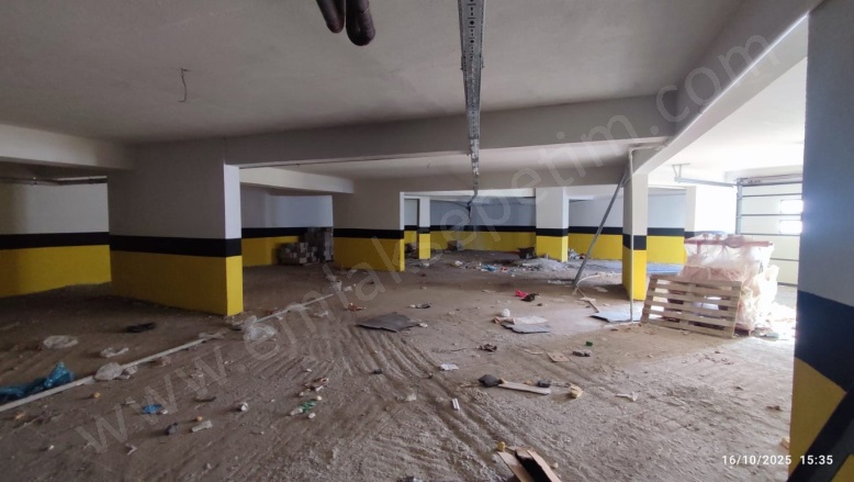 Hüseyin Avni Ulaş Mah. Palandöken Kiralık Daire |  4+1 Oda | 170M2 Aylık 28.000Tl | 4. Kat | Merkezi Isınma | 2 Banyo Resim-4