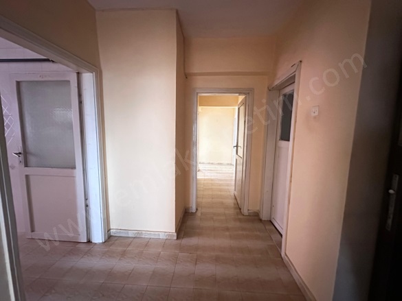 Selçuklu Mah. Aziziye Kiralık Daire |  3+1 Oda | 135M2 Aylık 13.000Tl | 2. Kat | Doğalgaz(Kombi) | 1 Banyo Resim-1