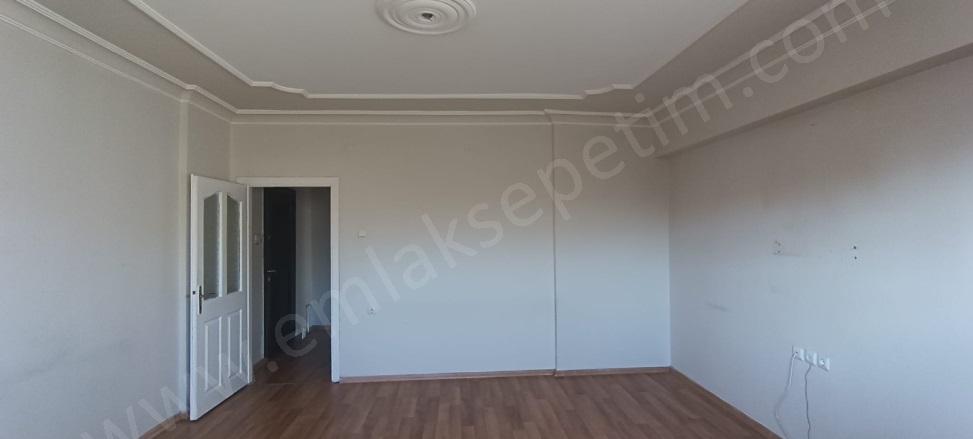 Hüseyin Avni Ulaş Mah. Palandöken Kiralık Daire |  4+1 Oda | 180M2 Aylık 21.500Tl | 5. Kat | Doğalgaz(Kombi) | 2 Banyo Resim-5