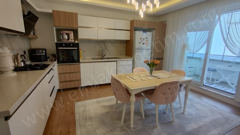 Hüseyin Avni Ulaş Mah. Palandöken Satılık Daire |  3+1 Oda | 160M2 4.250.000Tl  Krediye Uygun  | 6. Kat | Merkezi Isınma | 2 Banyo Resim-2