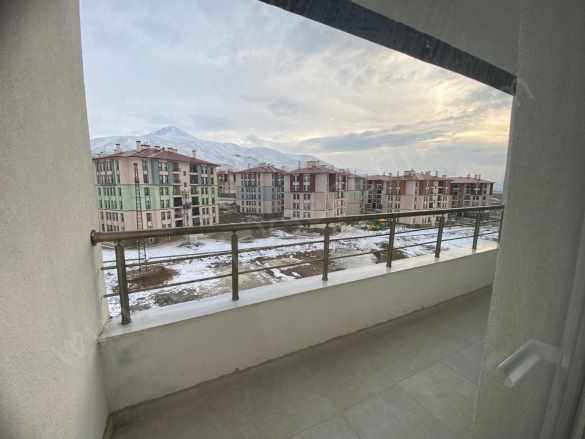 Palandöken Yldızkentte Sıfır Eşyalı Kiralık Daire 2+1 Hüseyin Avni Ulaş Mah