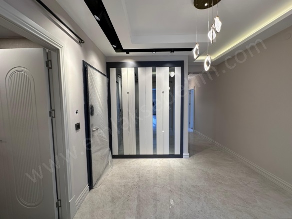 Hüseyin Avni Ulaş Mah. Palandöken Satılık Daire |  4+1 Oda | 180M2 7.000.000Tl | 7. Kat | Yerden Isıtma | 2 Banyo Resim-2