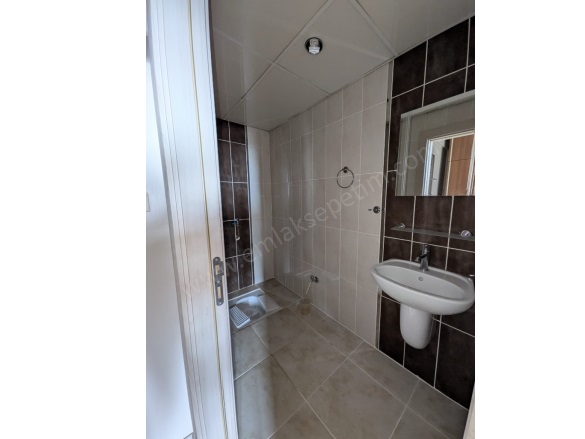 Adnan Menderes Mah. Palandöken Kiralık Daire |  2+1 Oda | 120M2 Aylık 18.000Tl | 3. Kat | Merkezi Isınma | 1 Banyo Resim-1