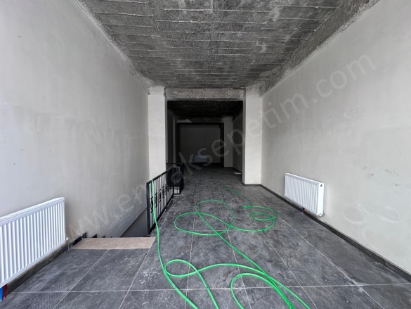 Hüseyin Avni Ulaş Mah. Palandöken Satılık Dükkan |  1+1 Oda | 112M2 4.750.000Tl | Merkezi Isınma Resim-3