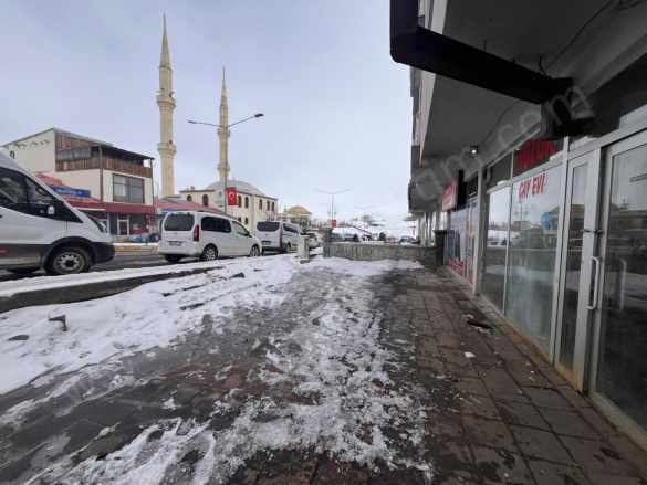 Çat Ana Cadde Üzerinde 80 M2 Satılık Dükkan iş Yeri 1 Oyuklu Mah