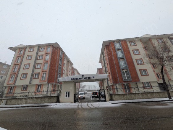 Ömer Nasuhi Bilmen Mah. Yakutiye Satılık Daire |  3+1 Oda | 155M2 3.750.000Tl | Giriş Katı | Merkezi Isınma Resim-2