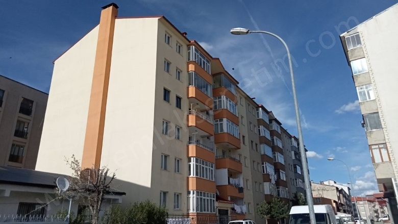 Şükrüpaşa Mah. Yakutiye Satılık Daire |  3+1 Oda | 160M2 3.500.000Tl | 2. Kat | Doğalgaz(Kombi) | 2 Banyo Resim-2