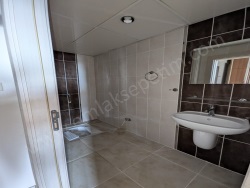 Palandöken Adnan Menderes Mah. Kiralık Daire 2+1 120 M2 | 3. Kat | Merkezi Isınma | 1 Banyo