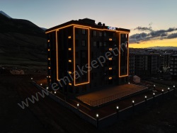 Palandöken Hüseyin Avni Ulaş Mah. Satılık Daire 2+1 103 M2 | 1. Kat | Merkezi Isınma | 1 Banyo