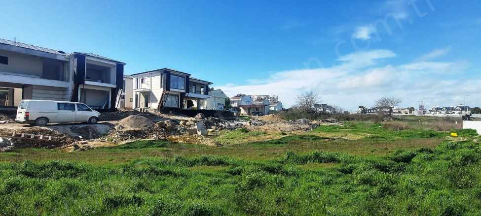 7) Antalya Serik Kadriye Denize 1500 Metre Satılık Turizm + Konut Arsası 4200 M2 Arsa	 Mah