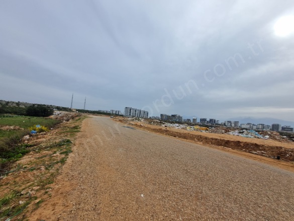 Çankaya Mah. Kepez Satılık Ticari + Konut Arsası |  17500M2 16.000.000€ İmarlı  Resim-1