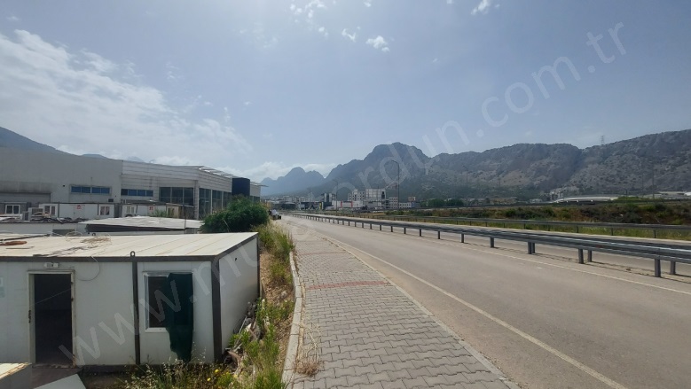 Liman Mah. Konyaaltı Satılık Ticari Arsa |  2040M2 10.000.000$ İmarlı  Resim-5