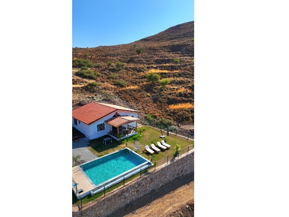 Selimiye Mah. Marmaris Satılık Villa |  3+1 Oda | 126M2 20.000.000Tl Eşyalı  | Villa Ve Müstakil | Klima | 2 Banyo | 3 Yatak Odası Resim-3