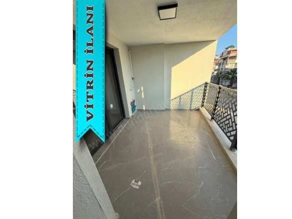 Altıeylül Mah. Köşk Satılık Daire |  3+1 Oda | 150M2 4.350.000Tl  Krediye Uygun  | 1. Kat | Doğalgaz(Kombi) | 2 Banyo | 1 Yatak Odası Resim-2