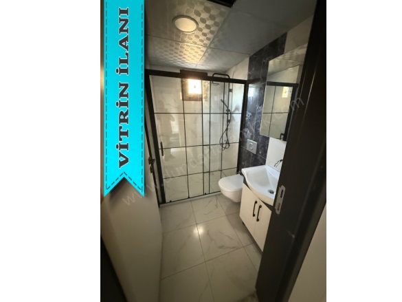 Altıeylül Mah. Köşk Satılık Daire |  3+1 Oda | 150M2 4.350.000Tl  Krediye Uygun  | 1. Kat | Doğalgaz(Kombi) | 2 Banyo | 1 Yatak Odası Resim-3