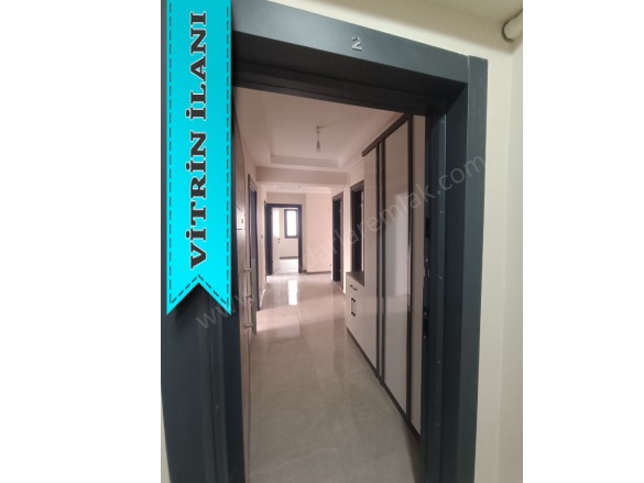 Altıeylül Mah. Köşk Satılık Daire |  3+1 Oda | 160M2 4.400.000Tl  Krediye Uygun  | 2. Kat | Yerden Isıtma | 2 Banyo | 1 Yatak Odası Resim-4