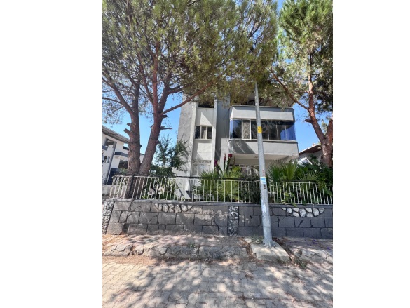 Serdaroğlu Mah. Köşk Satılık Bina |  3+1 Oda | 120M2 9.350.000Tl | 1 Banyo | 1 Yatak Odası Resim-2