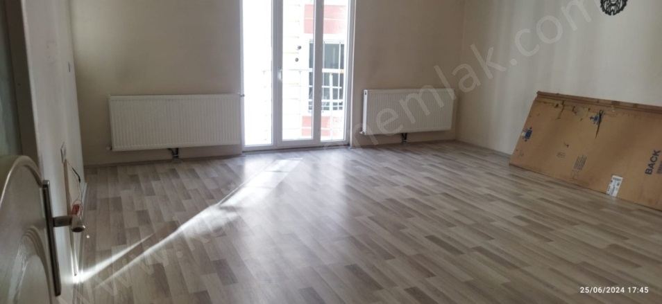 Şahindere Mah. Kağızman Satılık Daire |  135M2 2.600.000Tl Resim-3