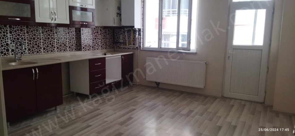 Şahindere Mah. Kağızman Satılık Daire |  135M2 2.600.000Tl Resim-4