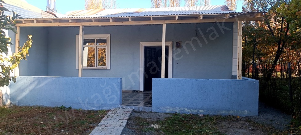 Şahindere Mah. Kağızman Satılık Müstakil Ev |  300M2 2.500.000Tl Resim-1