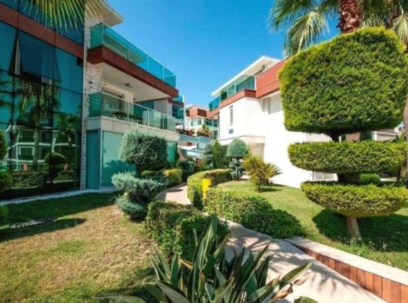 Kargıcak Mah. Alanya Satılık Daire |  4+1 Oda | 220M2 250.000€  Krediye Uygun  Eşyalı  | Klima | 3 Banyo | 4 Yatak Odası Resim-1