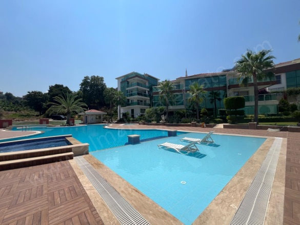 Kargıcak Mah. Alanya Satılık Daire |  4+1 Oda | 220M2 250.000€  Krediye Uygun  Eşyalı  | Klima | 3 Banyo | 4 Yatak Odası Resim-5