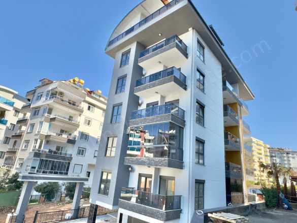 2+1 Deniz Manzaralı Tosmur Da Satılık Daire Çok Uygun Yeni Sıfır Bina 2025 Yapım Alanya Mah