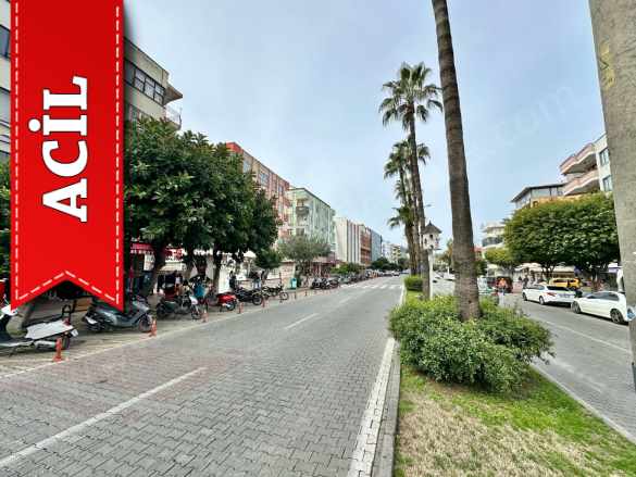 1+1 Alanya Center Da Çok Uygun Satılık Daire Full Eşyalı Yat Liman Manzaralı Çarşı Mah