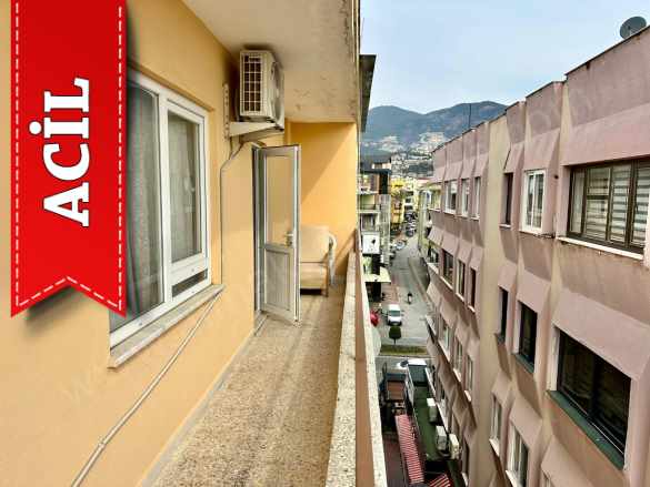 1+1 Alanya Center Da Çok Uygun Satılık Daire Full Eşyalı Yat Liman Manzaralı Çarşı Mah