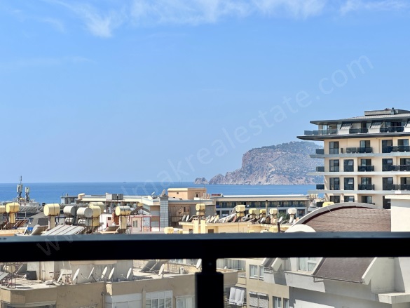 Tosmur Mah. Alanya Satılık Daire |  4+2 Oda | 170M2 175.000€  Krediye Uygun  | Dubleks | Klima | 2 Banyo | 4 Yatak Odası Resim-5