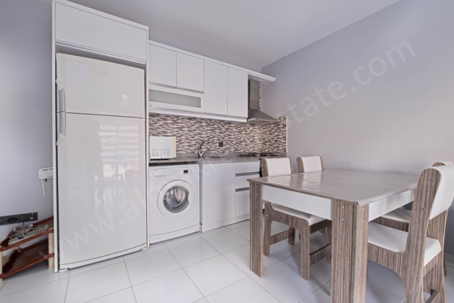 Mahmutlar Mah. Alanya Acil Satılık Daire |  1+1 Oda | 55M2 64.000€ Eşyalı  | 2. Kat | Klima | 1 Banyo | 1 Yatak Odası Resim-4