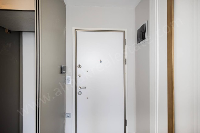 Oba Mah. Alanya Acil Satılık Daire |  1+1 Oda | 55M2 88.000€ | 2. Kat | Klima | 1 Banyo | 1 Yatak Odası Resim-3