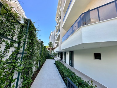 2+1 110M2 Eşyalı Denize 200 M Lüx Kompleksi Satılık Daire Alanya Oba Mah