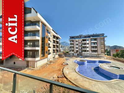 1+1 Oba Da Satılık Daire Çok Uygun Ve Acil Alanya Mah
