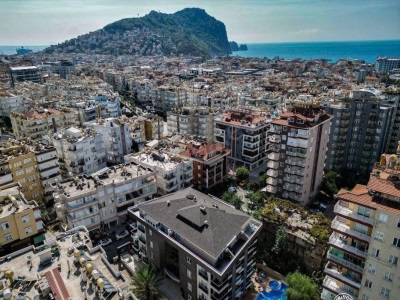 4+1 Alanya Merkezde Satılık Daire Vatandaşlığa Uygun Beyaz Eşyalı Saray Mah