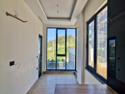 Alanya Mahmutlar Da Satılık Daire 1+1 Acil Mah