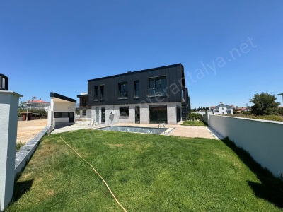 Antalyadöşemealtıyeşilbayır Da Müstakil Havuzlu Site İçi Dubleks Lar 4+1 Satılık Villa Yeşilbayır Mah