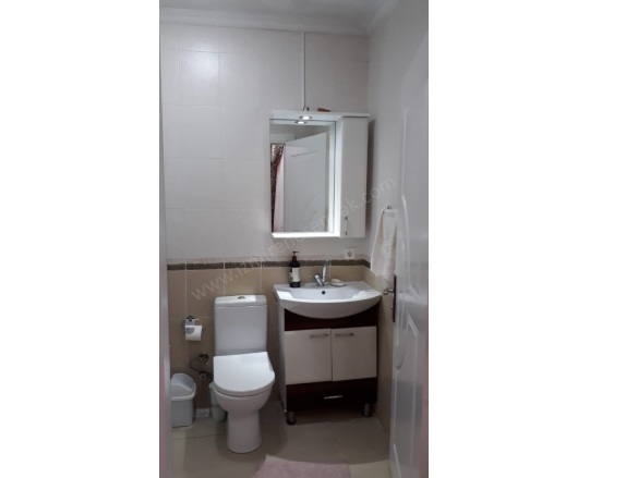 Manavkuyu Mah. Bayraklı  Satılık Daire |  3+2 Oda | 175M2 12.500.000Tl  Krediye Uygun  | 3. Kat | Doğalgaz(Kombi) | 2 Banyo | 3 Yatak Odası Resim-2