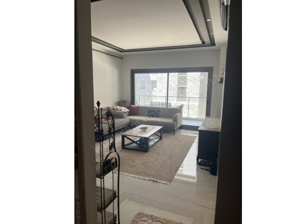 Ege Mah. Kuşadası Kiralık Daire |  1+1 Oda | 60M2 Aylık 25.000Tl | 3. Kat | Yerden Isıtma | 1 Banyo | 1 Yatak Odası Resim-4