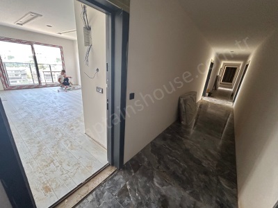 Havuz Açık Kapalı Otopark 1+1 2+1 Satılık Daire Kuşadası İkiçeşmelik Mah