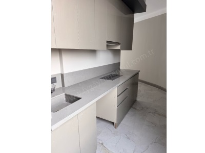 Uncubozköy Mah De Noran Officiumda Kiralık Ofis  Büro 1+1 Yunusemre Hafsa Sultan