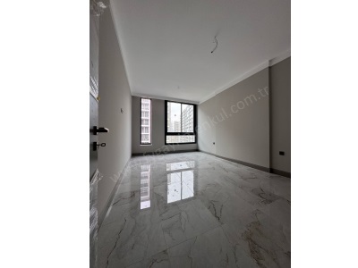 Uncubozköy Mh Noran Officiumda 3+0 Köşe 73 M2 Kiralık Ofis  Büro 2+1 Yunusemre Mah