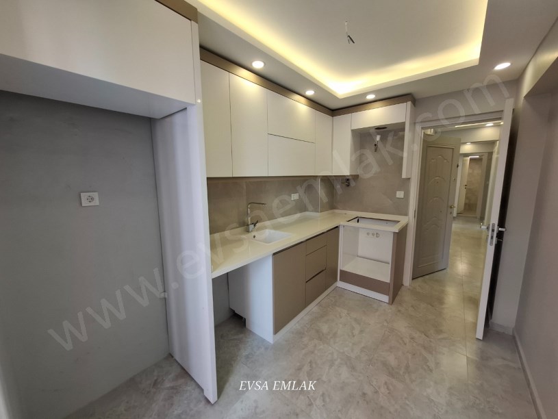 ALTINTAŞ MAH   3+1 KÖŞE KONUMLU MİGROS YAKINI SATILIK DAİRE 