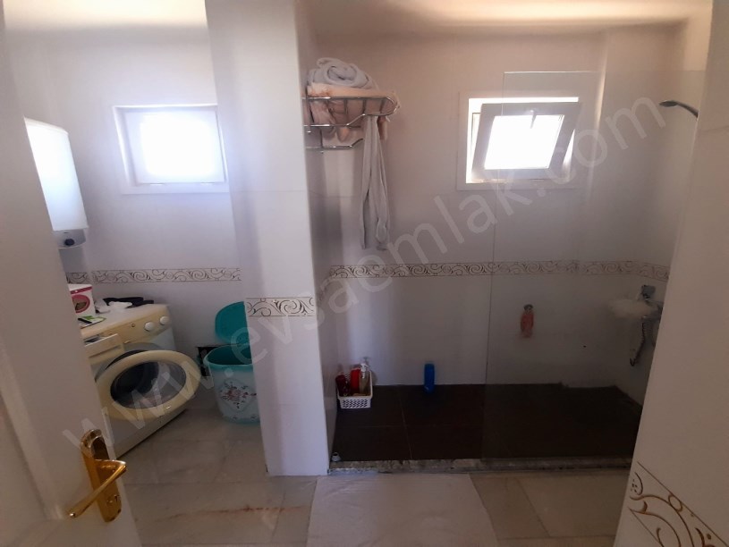 MENEMEN SEYREK VİLLAKENTİN EN DEĞERLİ LOKASYONUNDA 750m² MÜSTAKİL BAHÇELİ 6+1 DUBLEKS VİLLA