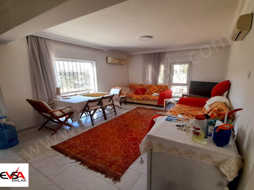 MENEMEN SEYREK VİLLAKENTİN EN DEĞERLİ LOKASYONUNDA 750m² MÜSTAKİL BAHÇELİ 6+1 DUBLEKS VİLLA