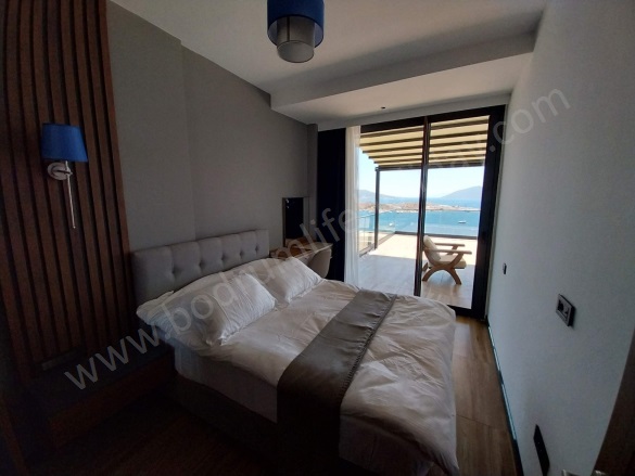 Bitez Mah. Bodrum Satılık Daire |  2+1 Oda |1.325.000$  Krediye Uygun  | 2. Kat | Vrv | 2 Banyo | 2 Yatak Odası Resim-4