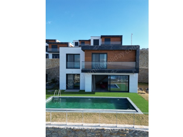 Yalıkavak Mah. Bodrum Satılık Villa |  4+1 Oda |1.500.000€ | 4 Banyo | 4 Yatak Odası Resim-2