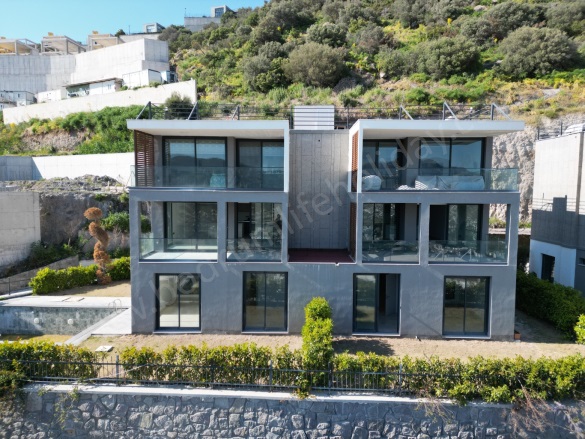 Gündoğan Mah. Bodrum Satılık Daire |  3+1 Oda |25.000.000Tl  Krediye Uygun  | Bahçe Katı | 3 Banyo | 3 Yatak Odası Resim-3