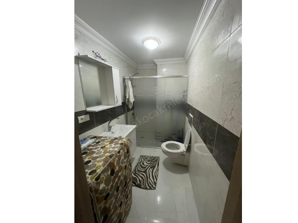 Osmaniye Mah. Akçakoca Satılık Daire |  2+1 Oda | 90M2 2.200.000Tl  Krediye Uygun  Eşyalı  | 2. Kat | Doğalgaz(Kombi) | 1 Banyo | 2 Yatak Odası Resim-3